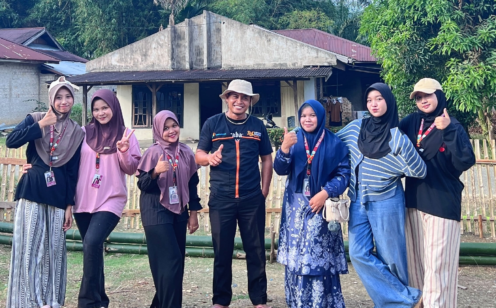 Tak Hanya Kompak, Mahasiswa KKN Al Kifayah Riau, Juga Dikenal Ramah Oleh Warga Siabu