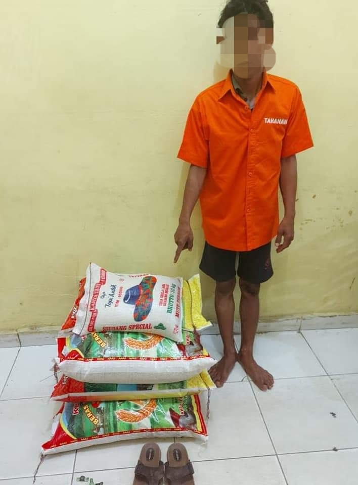 Nyuri 8 Karung Beras di Warung Tetangga, Seorang Pria Diamankan Warga dan Diserahkan ke Polisi